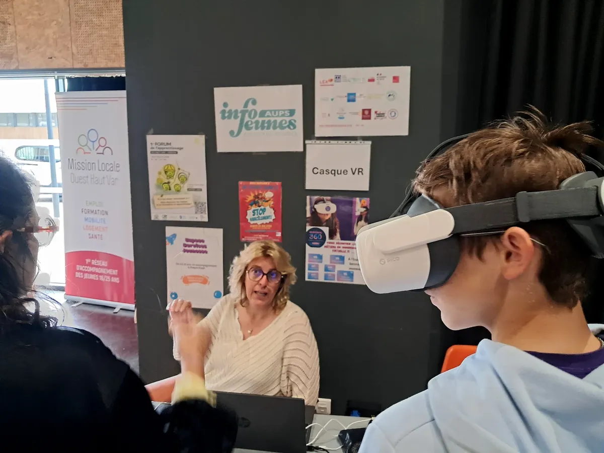 AUPS : Apprentissage - Un premier forum pour guider les collégiens du Haut-Var