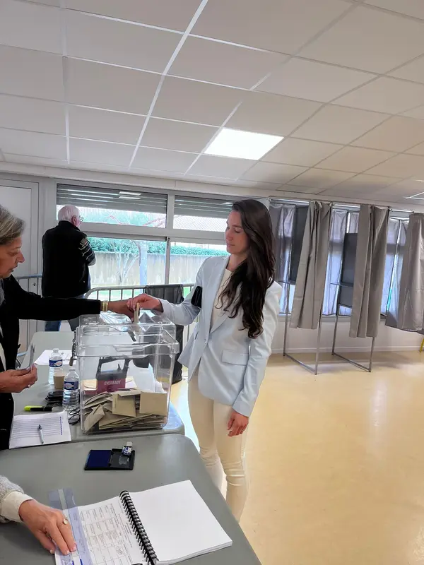 Manon Plautin candidate La Londe-les-Maures élections municipales 2026