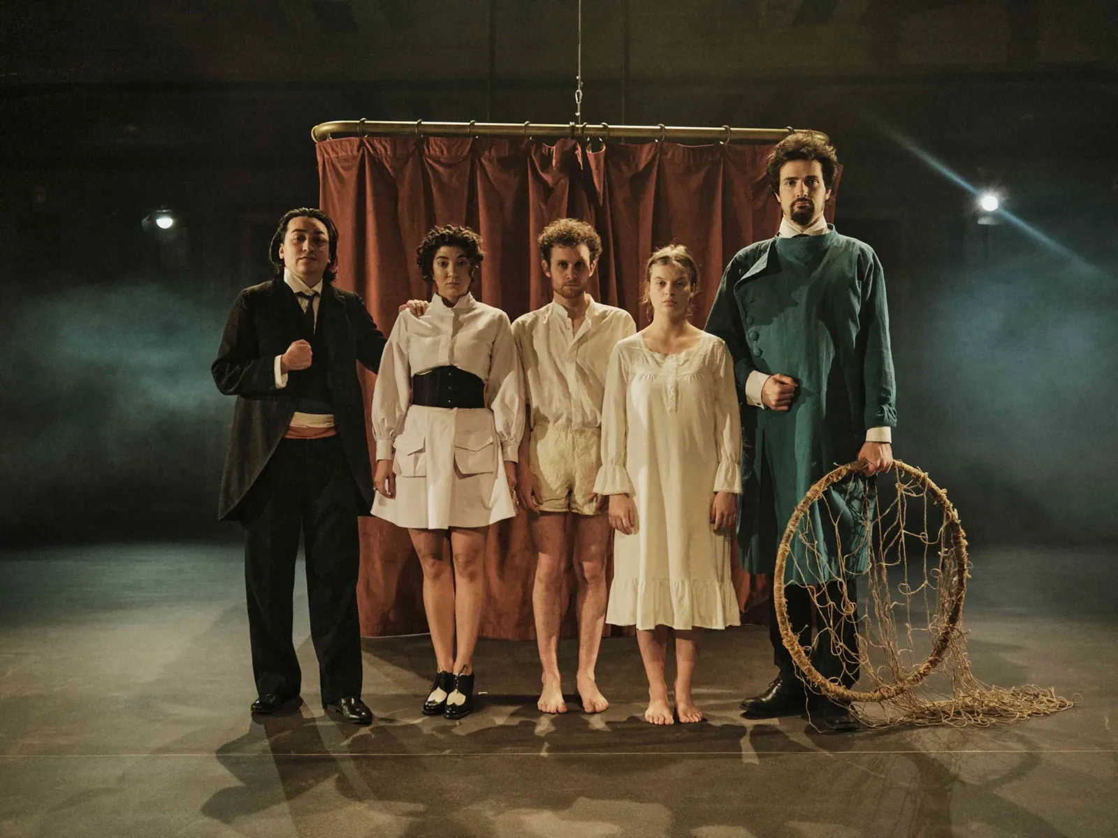 AVIGNON : Théâtre - "L'indiscipline" plonge dans les leçons controversées de Charcot à la Salpêtrièr