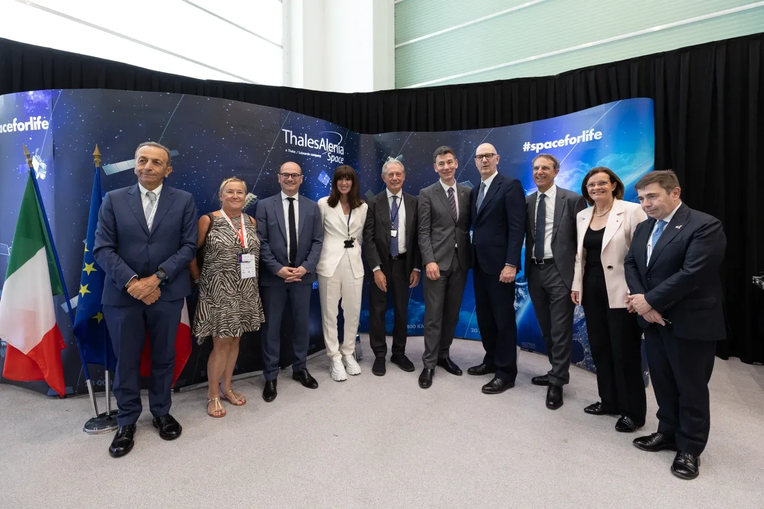 CANNES : Coopération spatiale - Thales Alenia Space renforce l'axe franco-italien