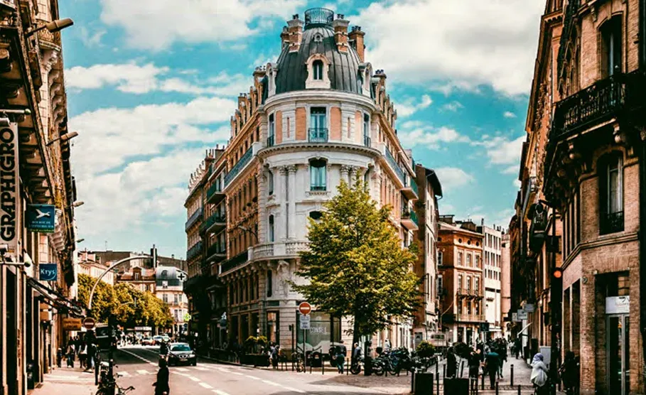 FRANCE : Immobilier ancien - La reprise enrayée par un climat d'incertitude au premier semestre 2026