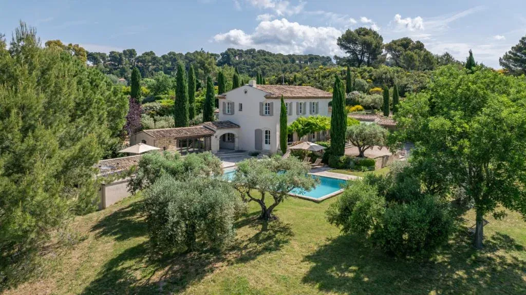 FRANCE : Immobilier de prestige - La rareté et le retour des Américains soutiennent les prix