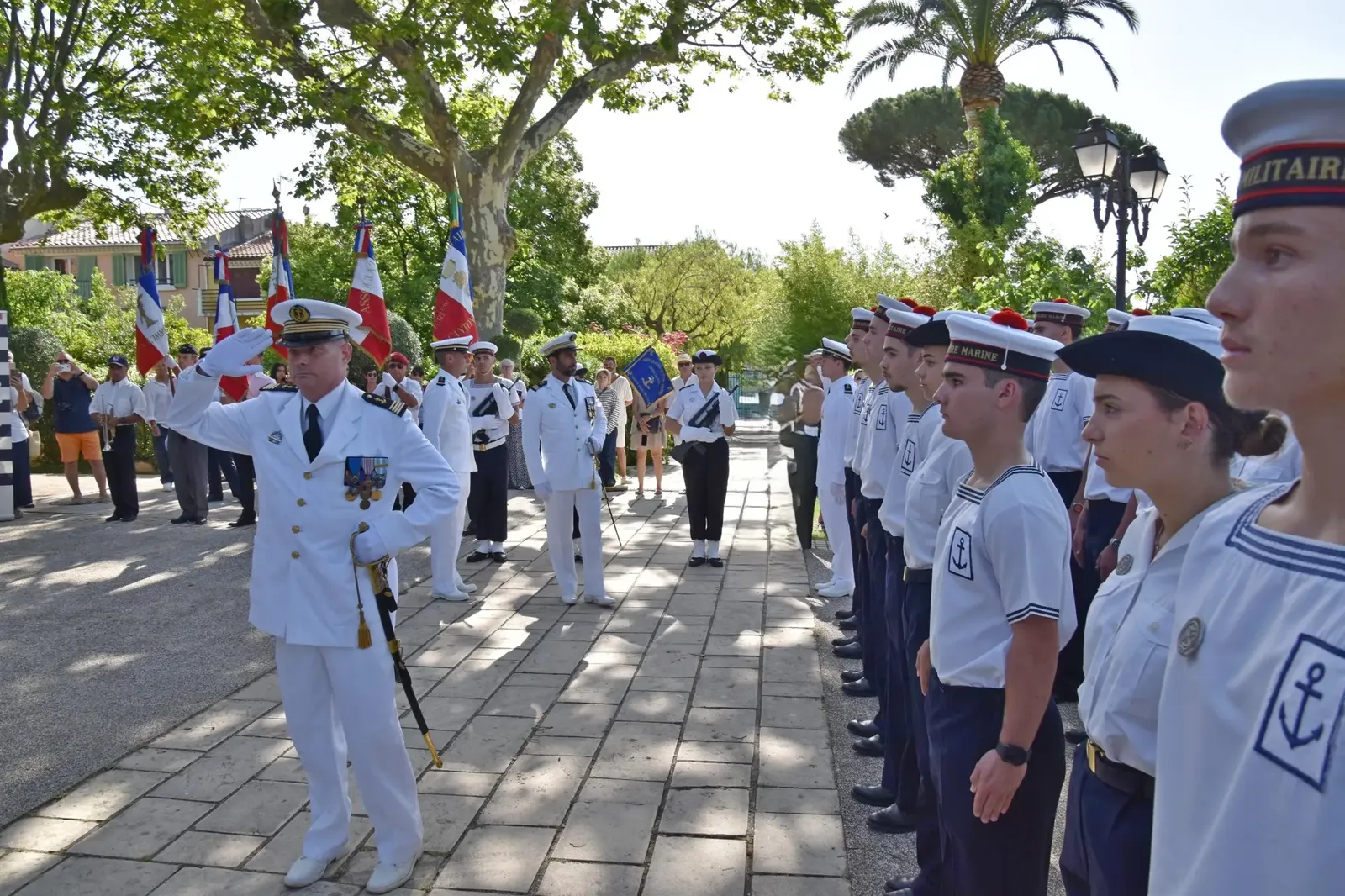 MARINE NATIONALE : Capitaine Bagno aux stagiaires : « La beauté du métier de marin d'État »