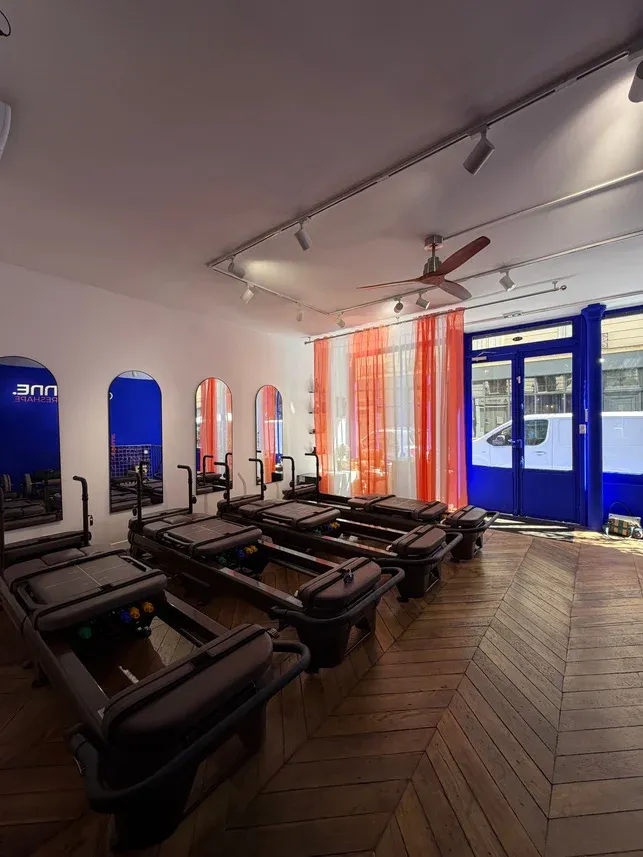 PARIS : Fitness - Le studio Carbonne duplique sa méthode hybride dans le quartier de l'Opéra