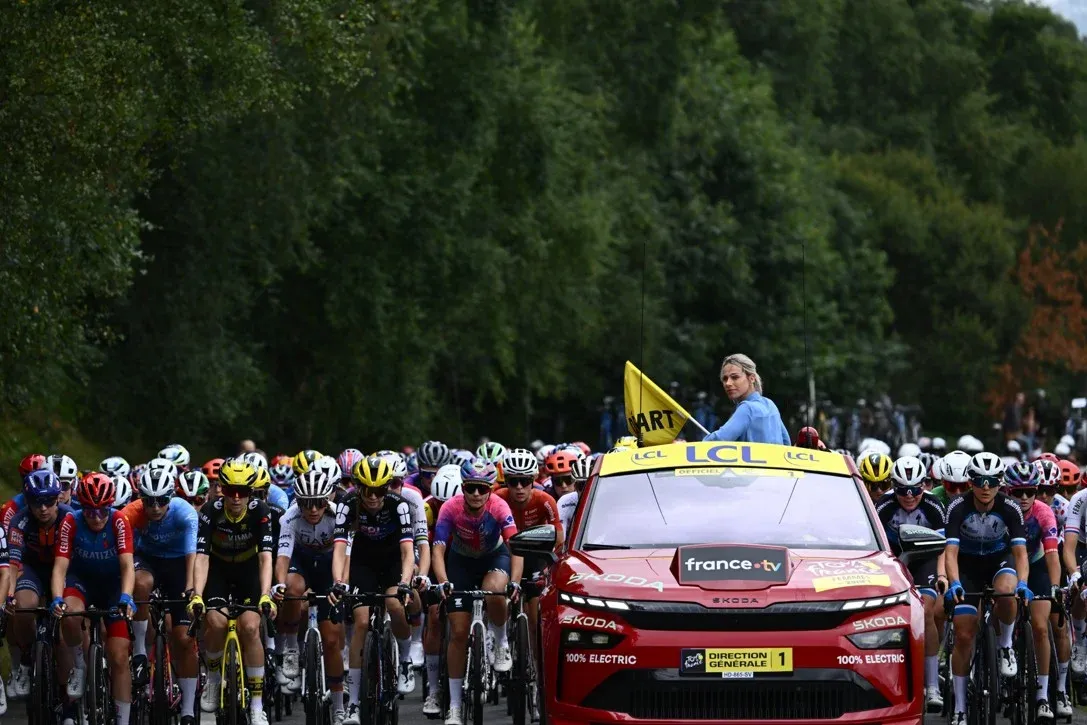 PARIS : Tour de France Femmes - Škoda réaffirme son engagement avec une flotte de 33 véhicules