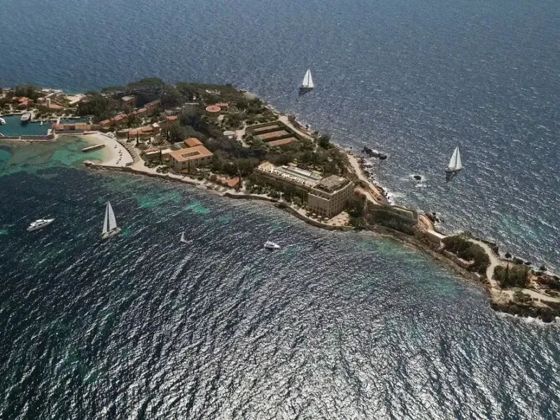BANDOL : Île de Bendor - Renaissance d'un joyau méditerranéen après cinq ans de travaux