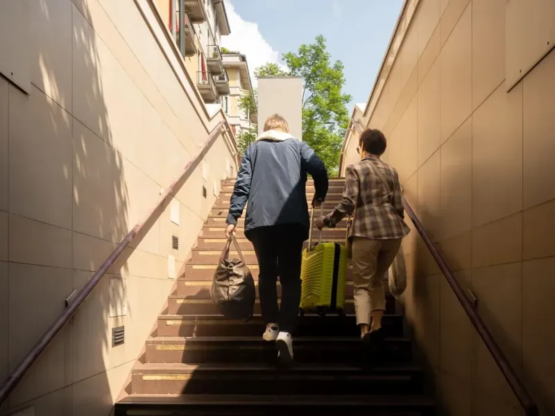 PARIS : Tourisme - Radical Storage transforme les commerces en consignes à bagages