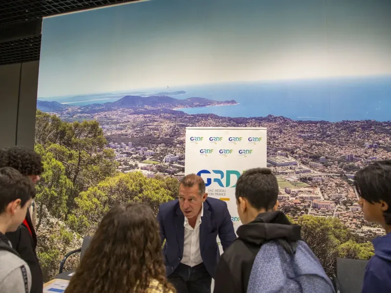 TOULON : Orientation - Plus de 1200 collégiens à la rencontre du monde professionnel