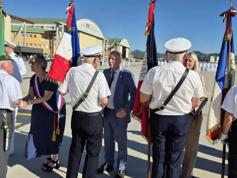 HYÈRES : Défense - Passation de commandement à la tête de la Base Aéronavale