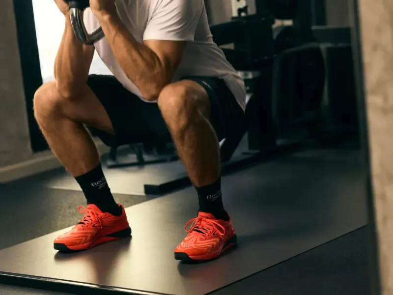 PARIS : Fitness - Reebok électrise la Nano X5 Edge avec un nouveau coloris et Pierre Gasly en ambass
