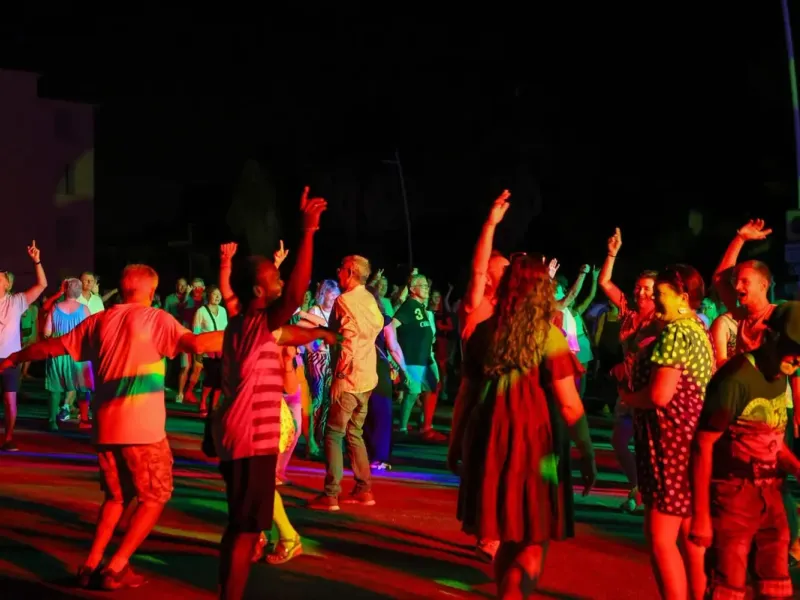 LA LONDE-LES-MAURES : Fête de la Musique - La ville lance sa saison estivale dans une ambiance festi