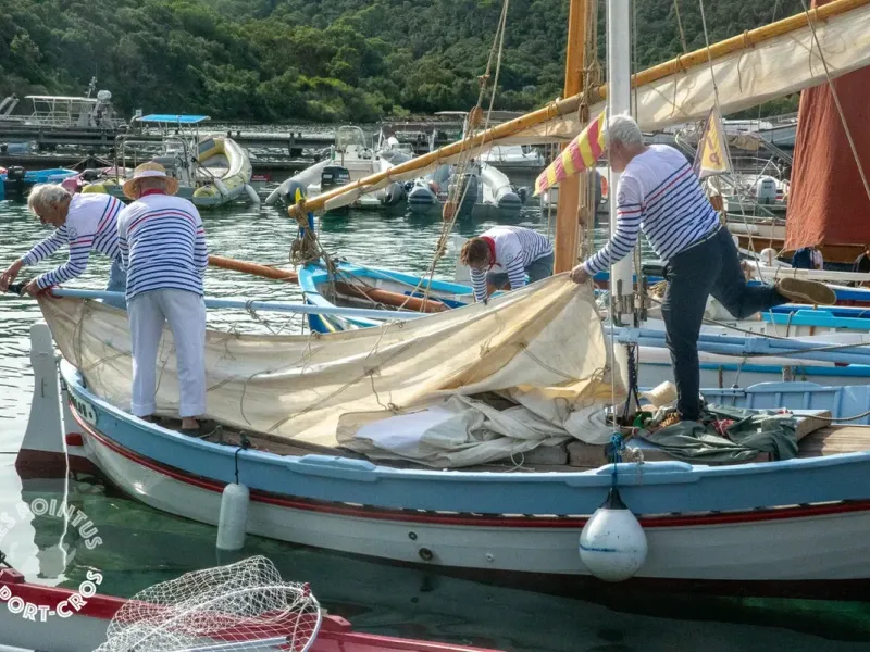 PORT-CROS : Patrimoine maritime - Les pointus reviennent pour un voyage dans le temps